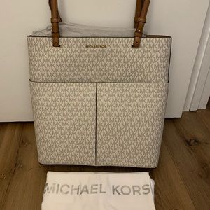 NEW! Michael Kors Bedford Tote